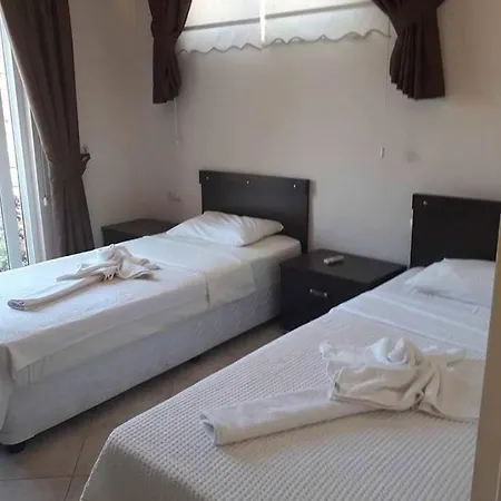 Sunset Beach Club 2 Bedroom Apt דירה