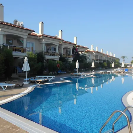 Sunset Beach Club 2 Bedroom Apt פאטהיה